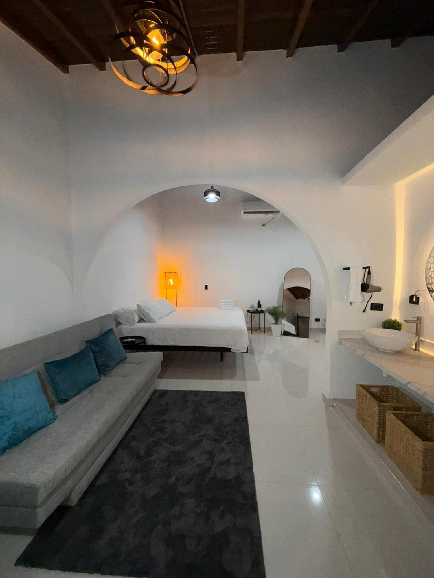 Clandestino - Hotel Boutique La Dorada Εξωτερικό φωτογραφία
