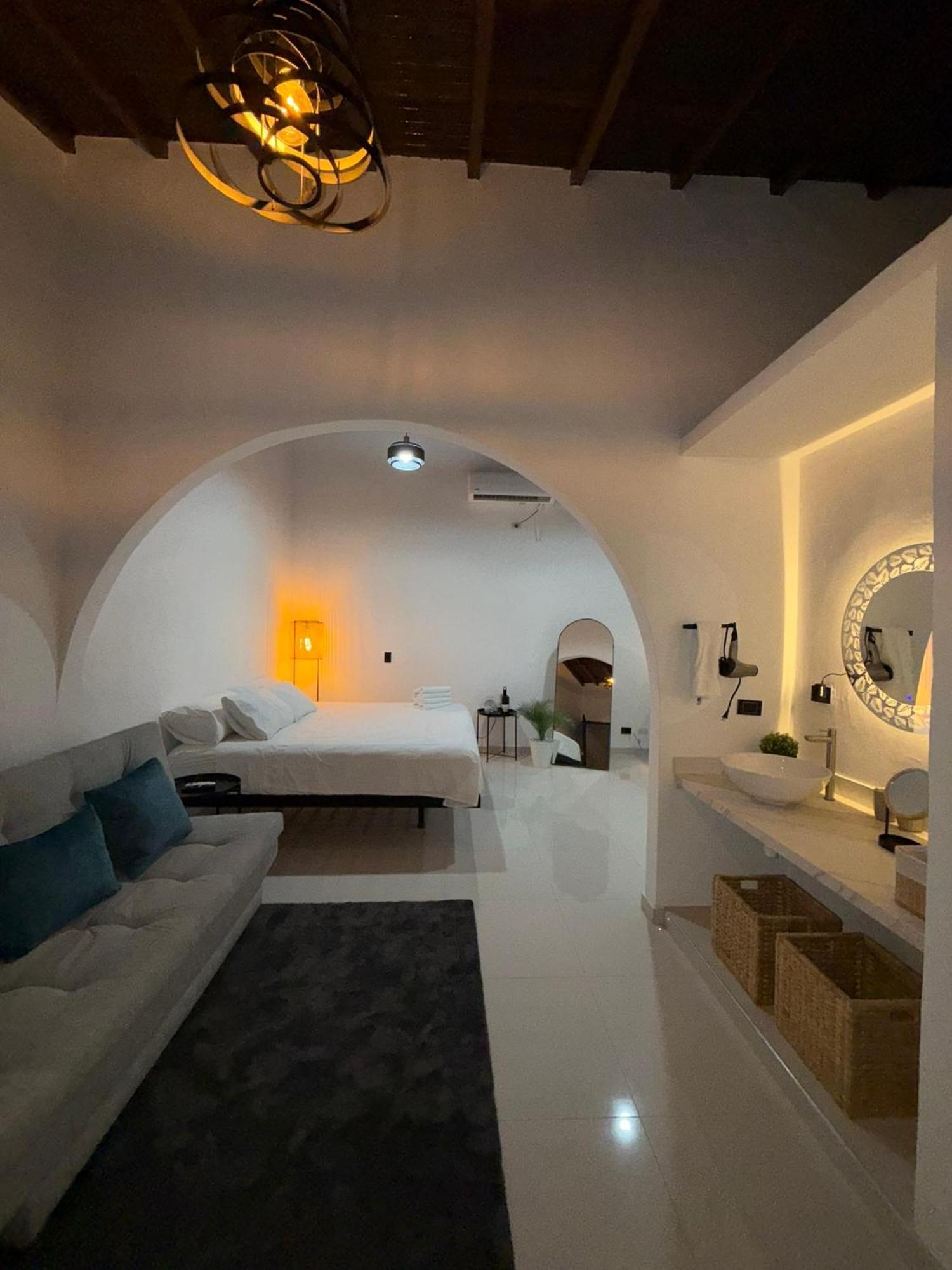 Clandestino - Hotel Boutique La Dorada Εξωτερικό φωτογραφία