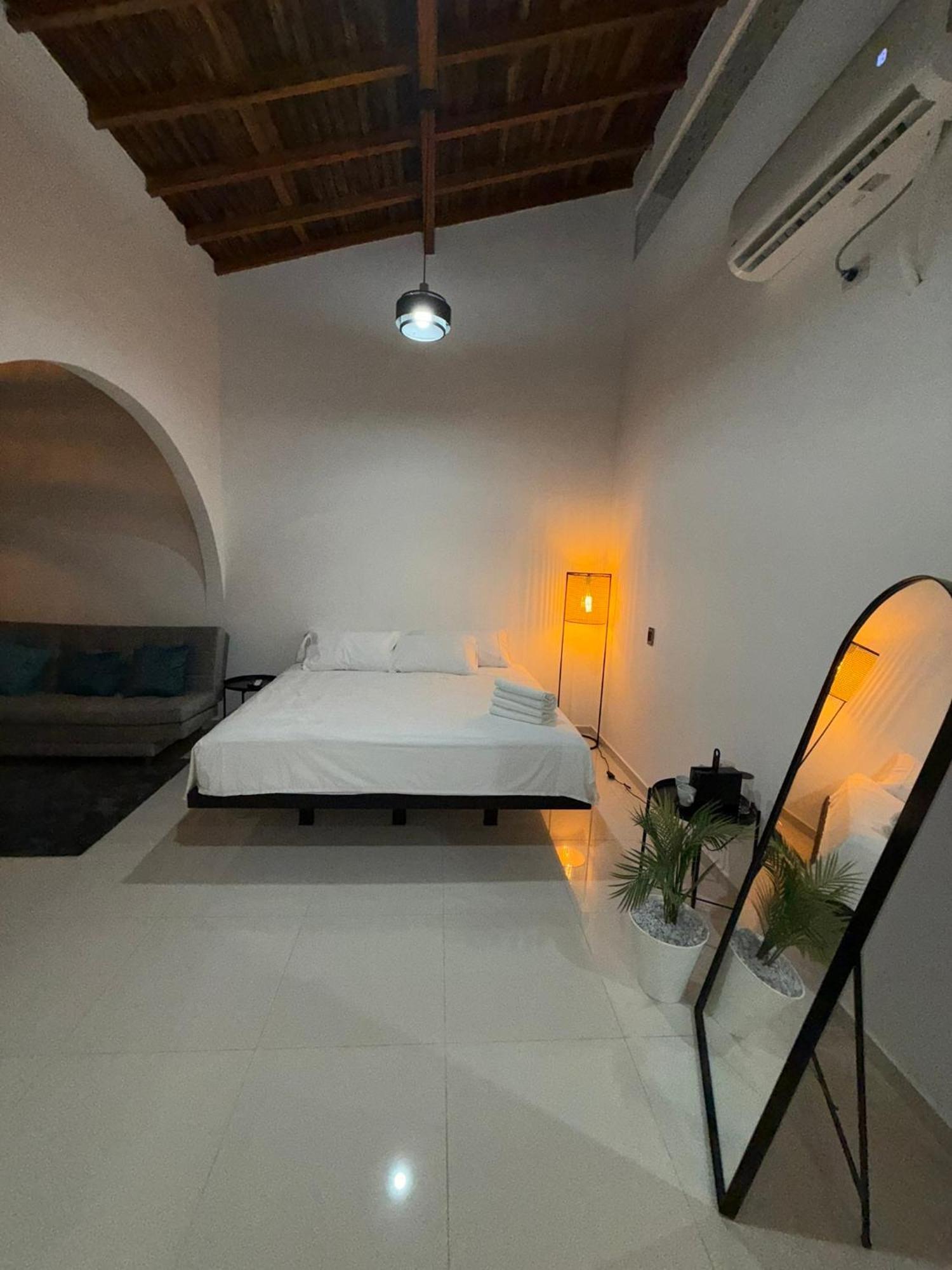 Clandestino - Hotel Boutique La Dorada Εξωτερικό φωτογραφία
